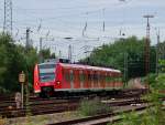 425 072 bei der Einfahrt in Herzogenrath, in Richtung Aachen am 29.8.2014