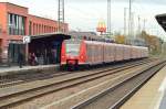 RB 48 nach Köln Hbf geführt vom 425 592-3 im Solinger Hbf.