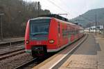 Einfahrt am 06.03.2014 von 425 810-9 als RE 19044 (Rottweil - Stuttgart Hbf) in den Bahnhof von Horb.