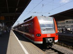 425 046 steht am 24.06.2016 außerplanmäßig als RB nach Bamberg in Würzburg Hbf auf Gleis 4b