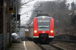 Die Rhein Niers Bahn (RB33) kommt die Kohlscheider-Rampe hoch aus Duisburg-Hbf,Heinsberg-Rheinand nach Aachen-Hbf und hält in Kohlscheid und fährt in Richtung