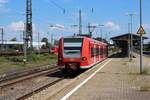 Am 31.07.2018 verlässt 426 001 den Hauptbahnhof Homburg in Richtung Saarbrücken.