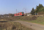 Beim Saarlouiser Stadtteil Roden wurde der Bahndamm gerodet und so hat man einen schönen Blick auf die Strecke 3230 Saarbrücken - Karthaus.