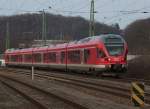 Ausfahrender 429 030 mit dem RE 33315 Stralsund-Binz am 22.Mrz 2010 beim Verlassen von Bergen/Rgen.