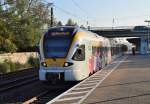 Der ET 7.07 der Eurobahn als RE 3 nach Hamm an Gleis 2 durch Angermund.28.10.2012