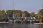 Nordbahn Flirt 3 auf der Brücke über die Alster in Hamburg.