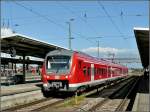 Der Triebzug 440 048-7 verlsst am 11.09.2010 den Bahnhof von Plattling in Richtung Mnchen Hbf.