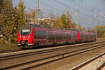 RB21 nach Potsdam Hbf bei der Einfahrt in den Bahnhof Golm, am 14.11.2022.