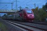 Nachschuß auf den Thalys 4343 der umgeleitet durch Lintorf gen Essen fuhr am Abend des 4.11.2017