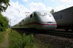 401 016-0 (Tz 116  Pforzheim ) als ICE 1278 (Linie 20) von Zürich HB nach Hamburg-Altona in Radbruch auf der Bahnstrecke Hannover–Hamburg (KBS 110). [6.7.2017 - 13:19 Uhr]