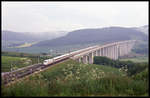 Bei Melsungen ist hier am 7.6.1991 um 18.25 Uhr der ICE 793 SEEWIND in Richtung Süden unterwegs.