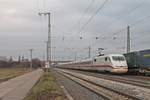 Nachschuss auf 401 073-2  Basel , welcher am 11.12.2016 durch den Bahnhof von Müllheim (Baden) in Richutng Freiburg (Breisgau) fuhr.