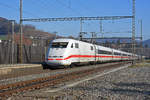 ICE 401 082-3 durchfährt den Bahnhof Gelterkinden. Die Aufnahme stammt vom 19.01.2019.