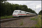 ICE 401578-0 ist hier am 25.7.2020 um 11.44 Uhr bei Natrup Hagen auf dem Weg als ICE 925 nach Frankfurt am Main.
