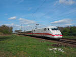 ICE1 LDV  Bremerhaven  als ICE 1075/RE21 von Binz nach Berlin Südkreuz, hier beim passieren des Ortes  Herzsprung  kurz hinter Angermünde.