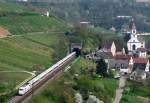 401 503-8 als ICE 370 (Interlaken Ost-Berlin Ostbahnhof) am Isteiner Klotz 14.4.09