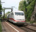 401 xxx als ICE 73 (Kiel Hbf–Zrich HB) am 10.05.2011 in Kleinkems