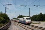 Nachschuss auf den stark verschmierten 401 088-0  Hildesheim  als ICE 72 (Zürich HB - Hamburg Altona) am 07.06.2014 bei der Durchfahrt in Emmendingen.