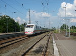 Am 05.06.2016 kam der ICE 401 002 als Umleiter aus Richtung Berlin nach Stendal und fuhr weiter über Uelzen nach Hamburg.