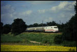 Am 17.6.1992 erwischte ich wieder einmal eine Testfahrt eines provisorischen ICE auf der Rollbahn. Der Zug erreicht hier aus Münster kommend die Landes- und Ortsgrenze bei Hasbergen.