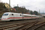 11. März 2011, ICE  Regensburg  (Tz 115) fährt als ICE 915 Berlin - München durch den Bahnhof Kronach