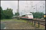 Nachschuss des 808 006  Magdeburg , der am 27.05.07 auf dem Weg von Berlin Ostbahnhof zum Flughafen Kln/Bonn ist.