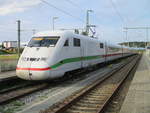 Auch in diesem Jahr fährt wieder ein ICE 2 die Verbindung Köln-Binz-Köln.Am Abend vom 25.Juli 2020 hielt der 402 022 nach Köln in Bergen/Rügen.