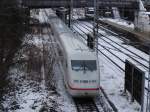 Ein ICE2 macht sich auf den Weg nach Berlin Ostbahnhof, wo er dort die Leistung: Berlin Ostbahnhof- Kln/Bonn Flughafen bzw. Kln Hbf antreten wird.