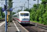 402 033-5 ICE  Ulm  von Berlin-Ostbahnhof fhrt in den Bonner Hbf ein - 02.06.2012