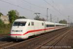 402 029-3 (DB Fernverkehr) und 402 026-9 als ICE 946 / 956 in Richtung Köln Hbf in Duisburg Schlenk, 12. April 2014