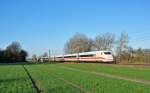 Dieser ICE 2 fuhr am 17.01.2015 durch Bremen Mahndorf.