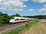 DB Fernverkehr ICE 3 (403 xxx) auf der Spessartrampe am 25.05.17. Das Foto wurde von einen Gehweg aus fotografiert