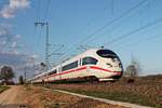 403 518-4  Münster (Westf.)  am Nachmittag des 28.03.2017, als dieser zusammen mit 403 034-2  Offenburg  auf dem Weg nach Basel SBB waren und diese hier nördlich von Müllheim (Baden) nur noch wenige Kilometer vor sich hatten.