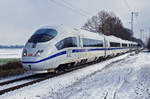Der blaue ICE 406 001-8 Tz 4601 ,,Europa/Europe'' am 24.01.2021 in Boisheim auf dem Weg nach Amsterdam