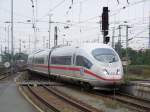 Einfahrt eines ICE-3 zuges in den Bahnhof Nrnberg Hbf. Der Zug fuhr nach Oberhausen. Aufgenommen am 6.September 2007 in Nrnberg Hbf.