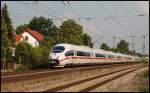 Diese zwei ICE-3-Triebzge sind auf dem nach Dortmund Hbf. Aufgenommen in den Sommerferien 2008 in Haspelmoor.