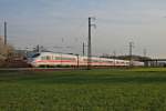 Am 29.03.2014 fuhr 403 016-9  Siegburg  als ICE 1102 (Basel SBB - Hannover Hbf) an der Fa.