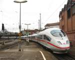 ICE 105/505 nach Basel/SBB gebildet aus 406 052-1 (NS) und einem DB 406 bei der Abfahrt Offenburg 20.3.08