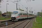 406 552-0  Arnhem  am 02.05.2013 aus Amsterdam Centraal bei der Ausfahrt mit 403 520-0 aus der Gleisbaustelle in Kenzingen.