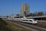 ICE 4 0812 007-4 fährt Richtung Bahnhof Muttenz. Die Aufnahme stammt vom 25.02.2021.