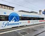 Der 93 80 0812 019-9 D-DB wirbt seit dem 11.01.2023 für  Paramount+ , welches neu im ICE-Portal verfügbar ist. Hier steht er am 11.01.2023 als ICE 509 von Hamburg-Altona nach München Hbf in Erfurt Hbf.