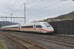 ICE 4 5812 090-9 durchfährt am 26.02.2024 den Bahnhof Gelterkinden.