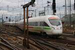 DB Fernverkehr ICE-T (411 xxx) am 06.01.24 in Frankfurt am Main Hauptbahnhof vom Bahnsteig aus fotografiert