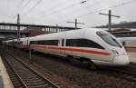 Hier 411 053-2  Ilmenau  als ICE1538 von Berlin Gesundbrunnen nach Frankfurt(Main) Hbf., dieser Triebzug stand am 18.12.2015 in Berlin Gesundbrunnen.