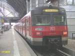 420778 mit der S1 nach Hattersheim in Frankfurt(M)Hbf. 
