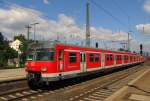 DB S-Bahn Rhein-Main 420 324-6 als S 35829 (S 8) von Wiesbaden Hbf nach Offenbach (Main) Ost, am 30.06.2011 in Mainz Hbf.