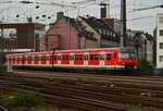 Am Freitag den 2.9.2016 ist dieser dreiteilige 420 423-6 als S13 nach Horren unterwegs.