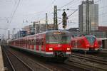 420 418-6 als S1 in Dortmund Hbf, am 18.02.2017.