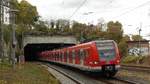 Eine Dotra 423 außerplanmäßig auf der S8, hier gerade beim Verlassen des Mainzer Tunnels.