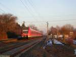 Kurz vor dem Erreichen der Station Eschborn-Sd befanden sich hier 423 389/889 und 423 898/398 am 30.01.2006 auf der S4 mit Fahrtziel Kronberg im Taunus.